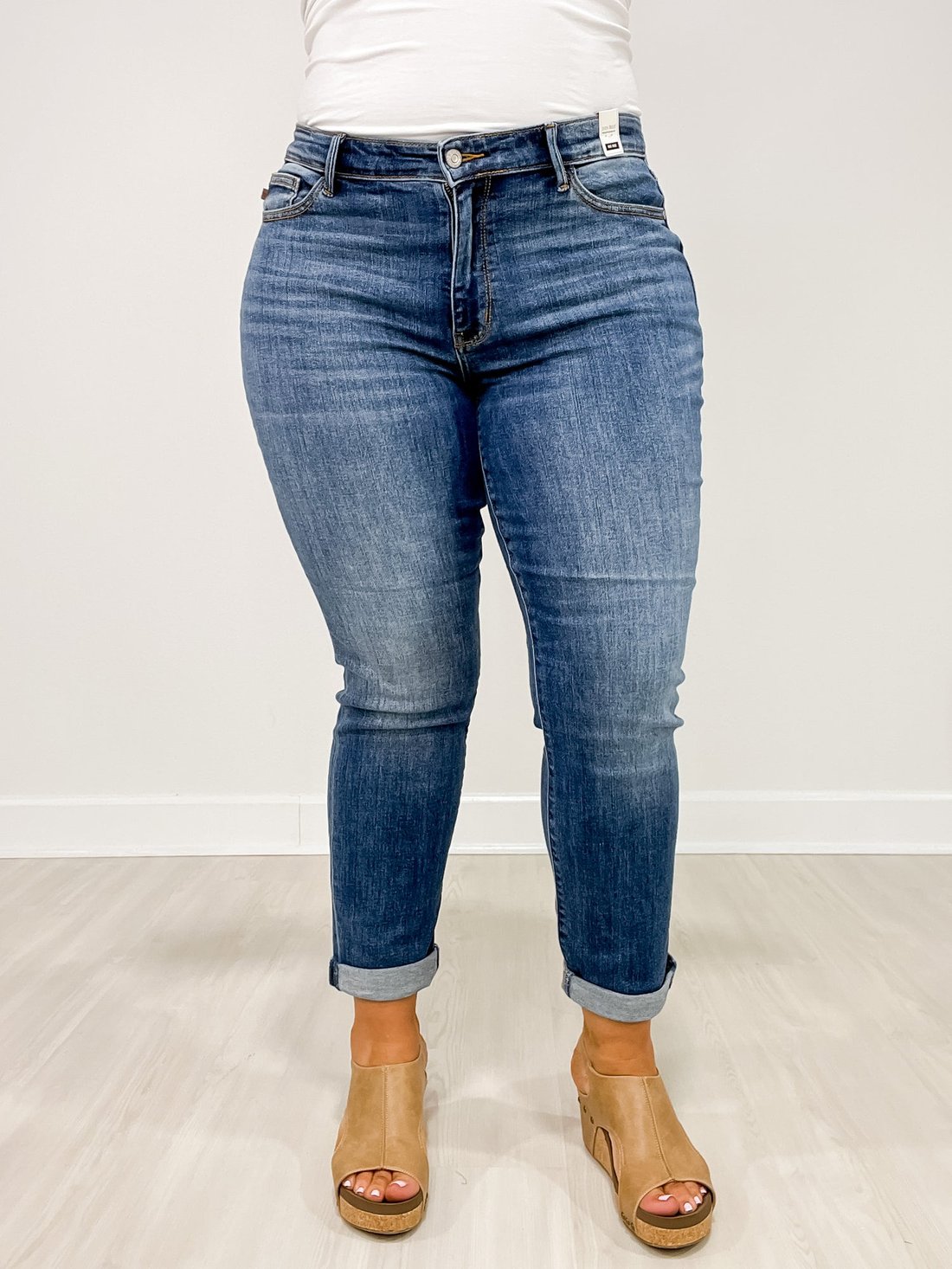 2025 MONROE Mid-Rise Vintage Wash Boyfriend Fit Jeans